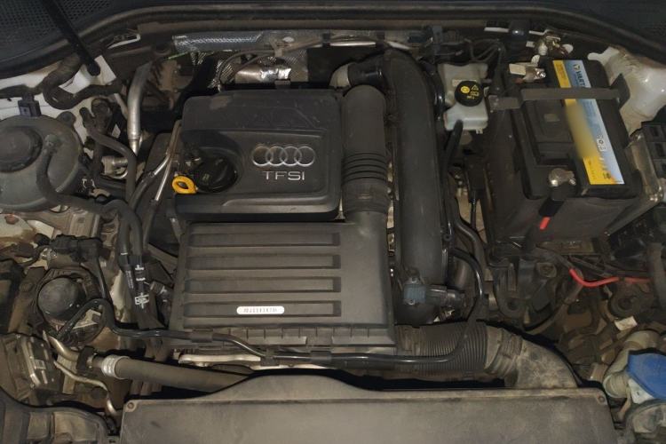 Used Audi A3 2020 Limousine 35 TFSI Fashion Edition China VI Emission Standard Engine Bay
