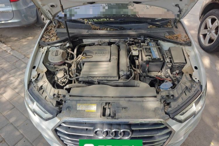 Used Audi A3 2020 Limousine 35 TFSI Ambition China VI Engine Bay