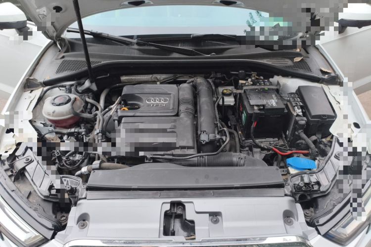 Used Audi A3 2020 Sportback 35 TFSI Fashion Edition China VI Emission Standard Engine Bay