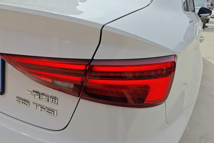 Used Audi A3 2020 Limousine 35 TFSI Fashion Edition China VI Emission Standard Exterior 1