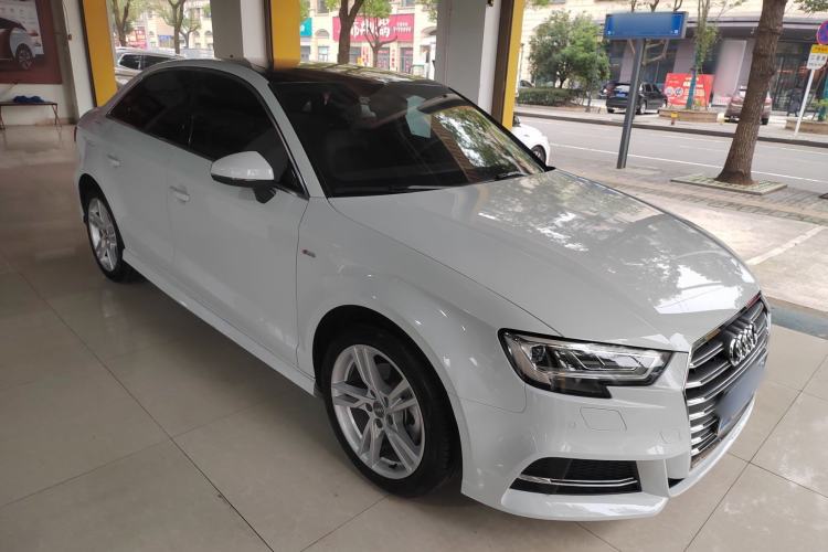 Used Audi A3 2020 Limousine 35 TFSI Fashion Edition China VI Emission Standard Exterior 1