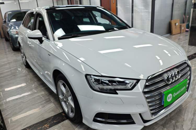 Used Audi A3 2020 Sportback 35 TFSI Fashion Edition China VI Emission Standard Exterior 1