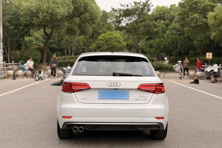 Used Audi A3 2020 Restyled Sportback 35 TFSI Entry-Level China VI Emission Standard Exterior 1