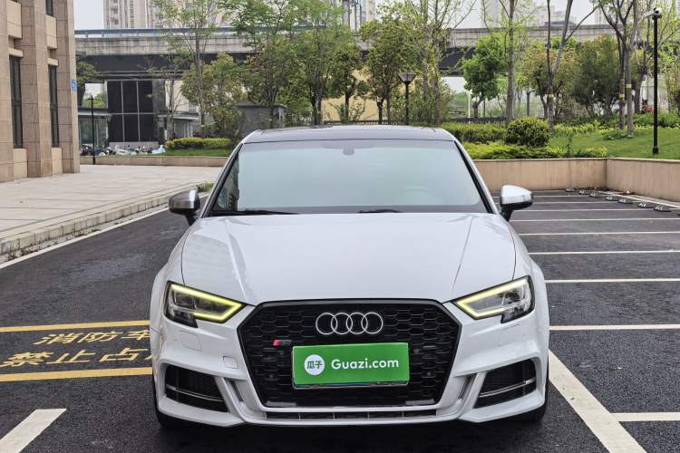 Used Audi A3 2020 Limousine 35 TFSI Fashion Edition China VI Emission Standard Exterior 1