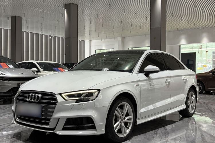 Used Audi A3 2020 Limousine 35 TFSI Fashion Edition China VI Emission Standard Exterior 1