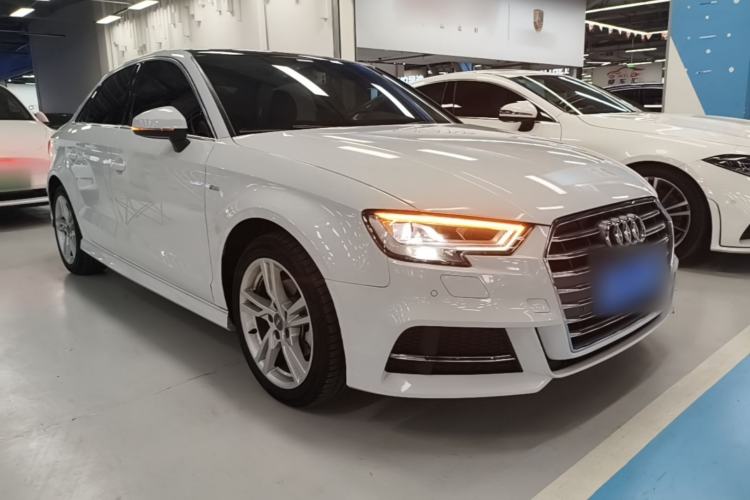 Used Audi A3 2020 Limousine 35 TFSI Fashion Edition China VI Emission Standard Exterior 1