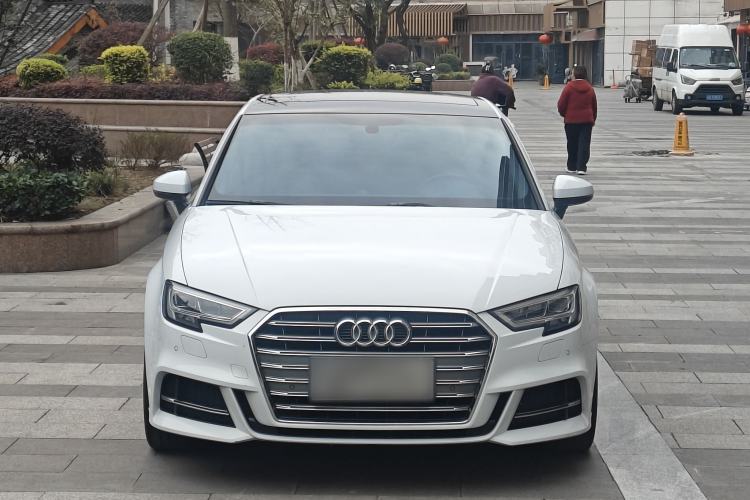 Used Audi A3 2020 Limousine 35 TFSI Fashion Edition China VI Emission Standard Exterior 1