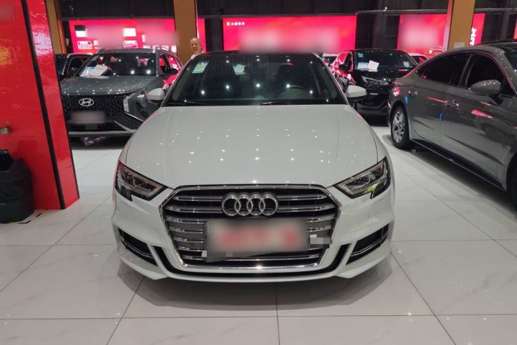 Used Audi A3 2020 Limousine 35 TFSI Fashion Edition China VI Emission Standard Exterior 1