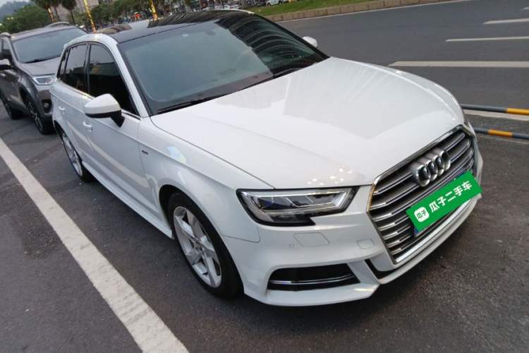 Used Audi A3 2020 Sportback 35 TFSI Fashion Edition China VI Emission Standard Exterior 1