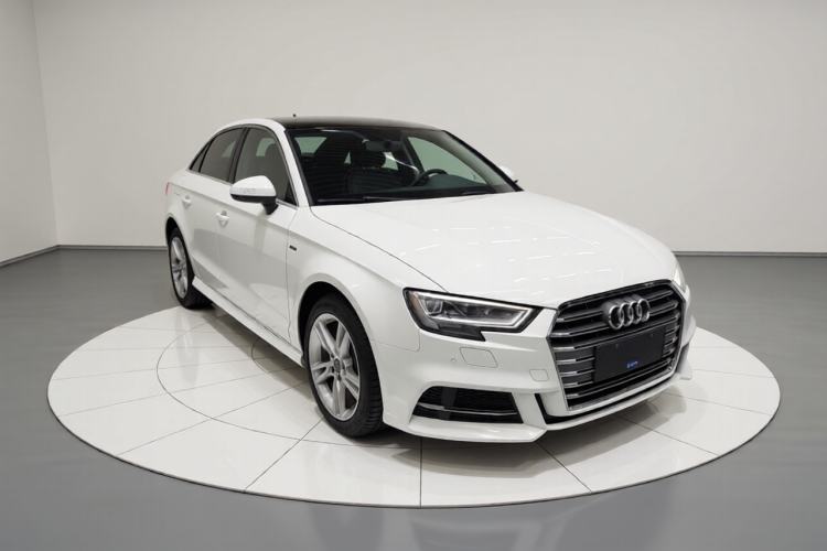 Used Audi A3 2020 Limousine 35 TFSI Fashion Edition China VI Emission Standard Exterior 1