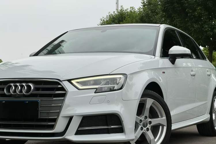 Used Audi A3 2020 Sportback 35 TFSI Fashion Edition China VI Emission Standard Exterior 1