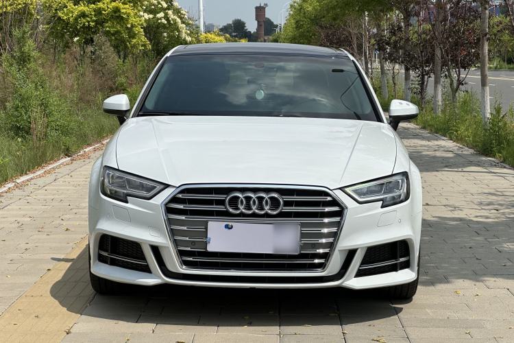 Used Audi A3 2020 Limousine 35 TFSI Fashion Edition China VI Emission Standard Exterior 1