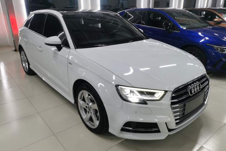 Used Audi A3 2020 Sportback 35 TFSI Fashion Edition China VI Emission Standard Exterior 1