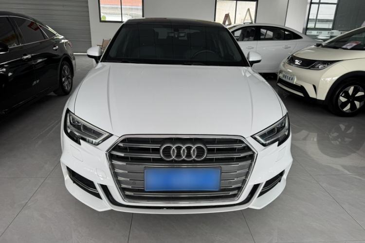 Used Audi A3 2020 Limousine 35 TFSI Fashion Edition China VI Emission Standard Exterior 1