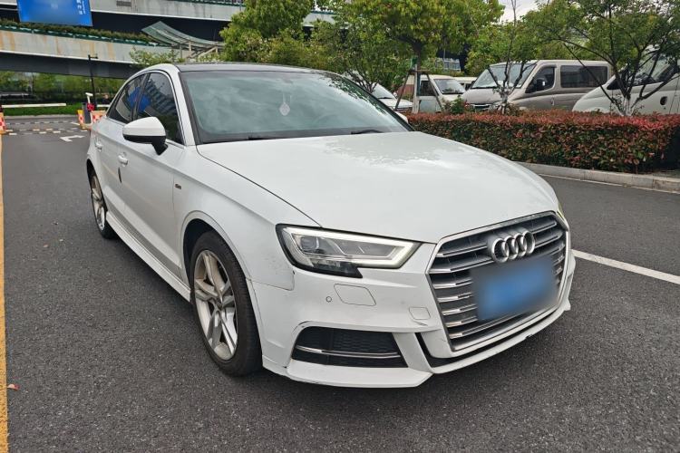 Used Audi A3 2020 Limousine 35 TFSI Fashion Edition China VI Emission Standard Exterior 1