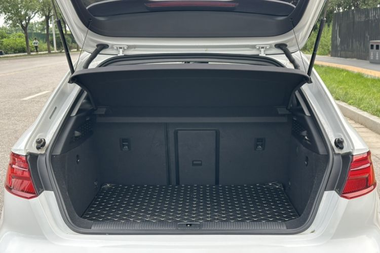 Used Audi A3 2020 Sportback 35 TFSI Fashion Edition China VI Emission Standard Exterior 10