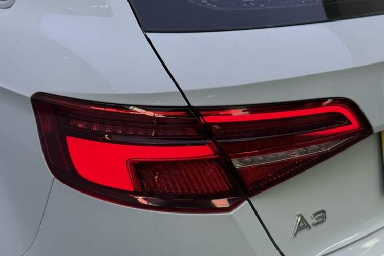 Used Audi A3 2020 Sportback 35 TFSI Fashion Edition China VI Emission Standard Exterior 10