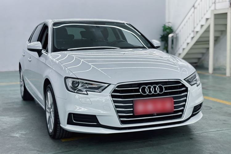 Used Audi A3 2020 Restyled Sportback 35 TFSI Entry-Level China VI Emission Standard Exterior 2