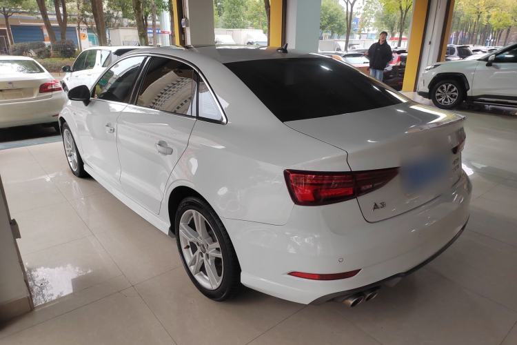 Used Audi A3 2020 Limousine 35 TFSI Fashion Edition China VI Emission Standard Exterior 2