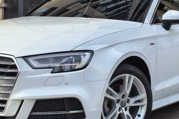 Used Audi A3 2020 Limousine 35 TFSI Fashion Edition China VI Emission Standard Exterior 2