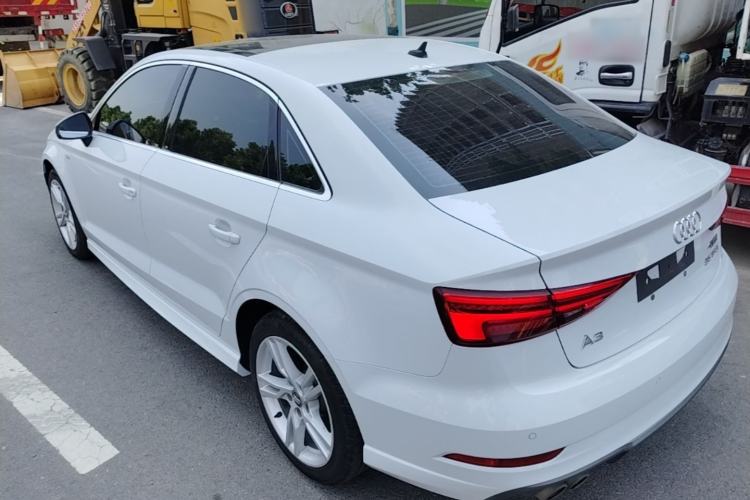 Used Audi A3 2020 Limousine 35 TFSI Fashion Edition China VI Emission Standard Exterior 2