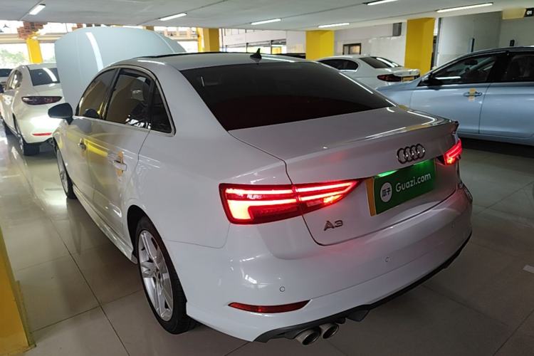 Used Audi A3 2020 Limousine 35 TFSI Fashion Edition China VI Emission Standard Exterior 2