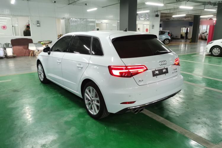 Used Audi A3 2020 Restyled Sportback 35 TFSI Entry-Level China VI Emission Standard Exterior 2