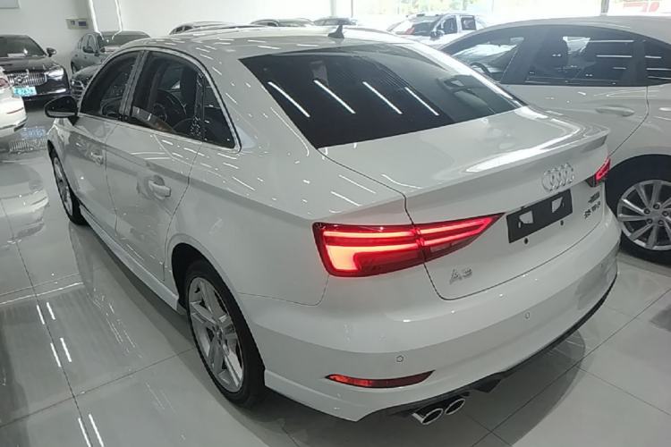 Used Audi A3 2020 Limousine 35 TFSI Fashion Edition China VI Emission Standard Exterior 2