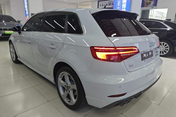 Used Audi A3 2020 Sportback 35 TFSI Fashion Edition China VI Emission Standard Exterior 2
