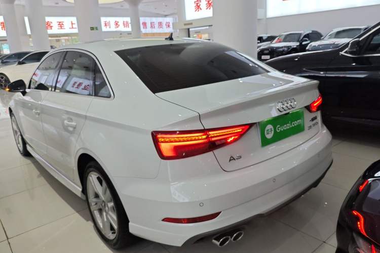 Used Audi A3 2020 Limousine 35 TFSI Fashion Edition China VI Emission Standard Exterior 2