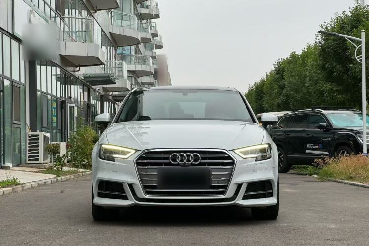 Used Audi A3 2020 Sportback 35 TFSI Fashion Edition China VI Emission Standard Exterior 2