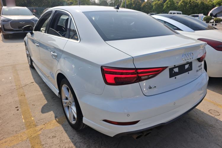 Used Audi A3 2020 Limousine 35 TFSI Fashion Edition China VI Emission Standard Exterior 2