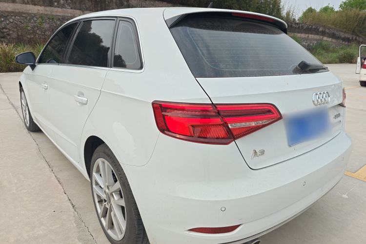 Used Audi A3 2020 Restyled Sportback 35 TFSI Entry-Level China VI Emission Standard Exterior 2