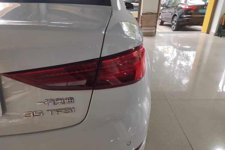 Used Audi A3 2020 Limousine 35 TFSI Fashion Edition China VI Emission Standard Exterior 3