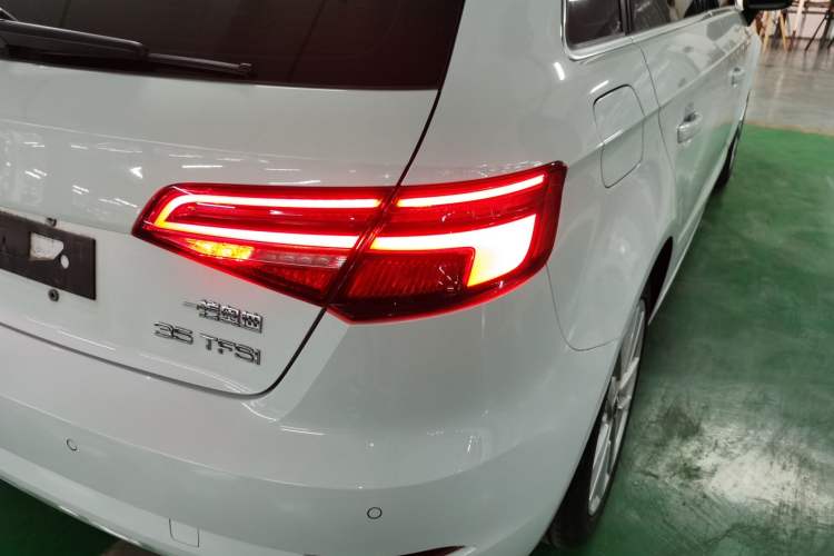 Used Audi A3 2020 Restyled Sportback 35 TFSI Entry-Level China VI Emission Standard Exterior 3