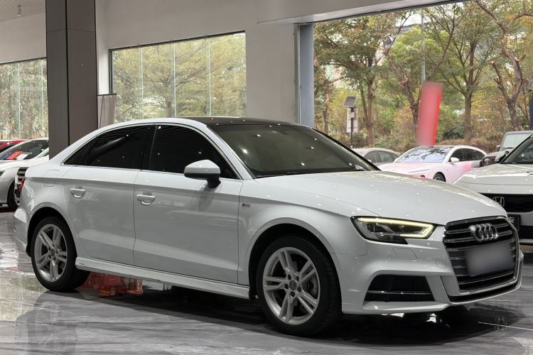 Used Audi A3 2020 Limousine 35 TFSI Fashion Edition China VI Emission Standard Exterior 3