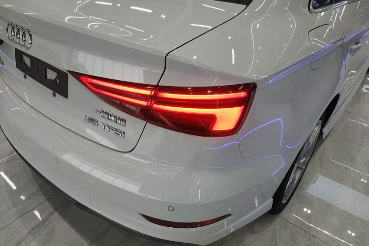 Used Audi A3 2020 Limousine 35 TFSI Fashion Edition China VI Emission Standard Exterior 3