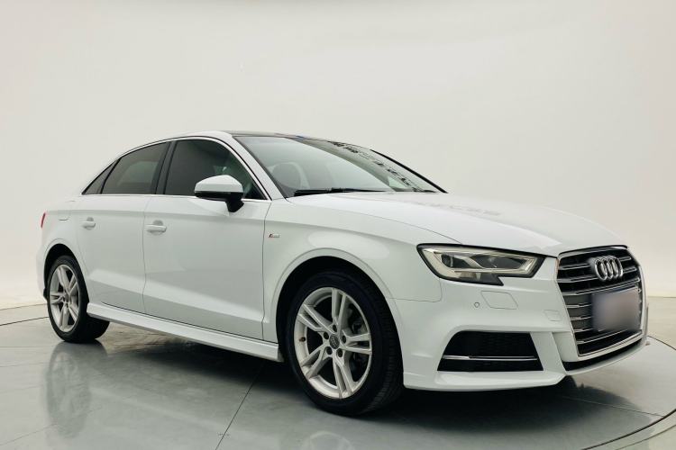 Used Audi A3 2020 Limousine 35 TFSI Fashion Edition China VI Emission Standard Exterior 3