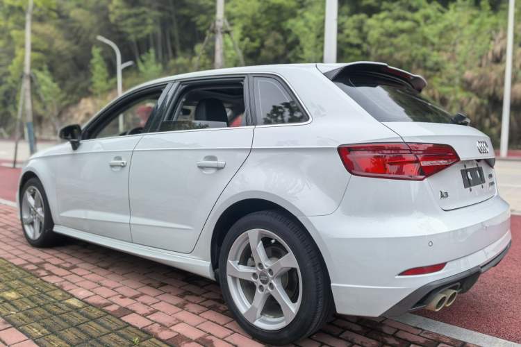 Used Audi A3 2020 Sportback 35 TFSI Fashion Edition China VI Emission Standard Exterior 3