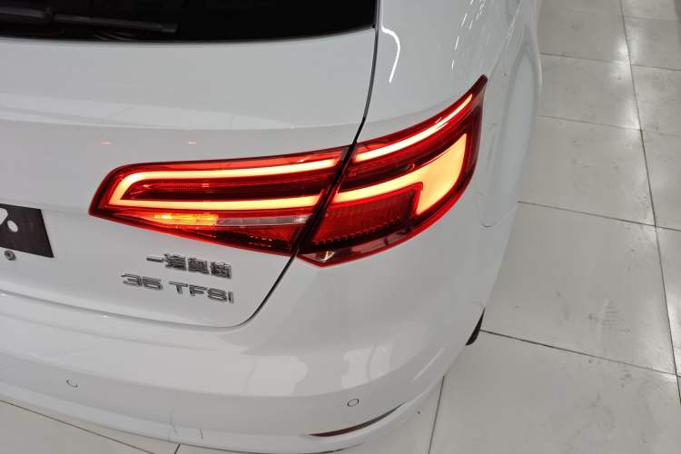 Used Audi A3 2020 Restyled Sportback 35 TFSI Entry-Level China VI Emission Standard Exterior 3