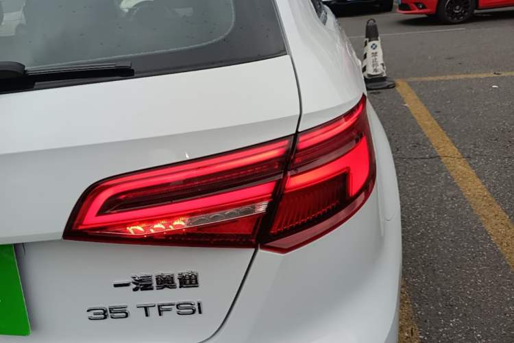 Used Audi A3 2020 Sportback 35 TFSI Fashion Edition China VI Emission Standard Exterior 3