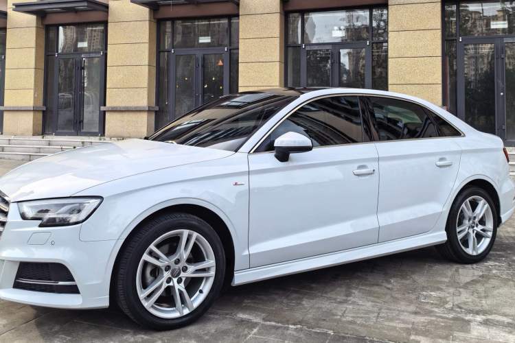 Used Audi A3 2020 Limousine 35 TFSI Fashion Edition China VI Emission Standard Exterior 4