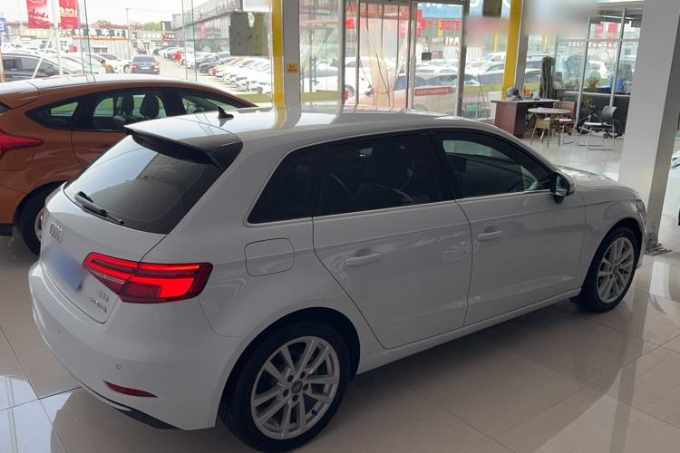Used Audi A3 2020 Sportback 35 TFSI Ambition China VI Exterior 4