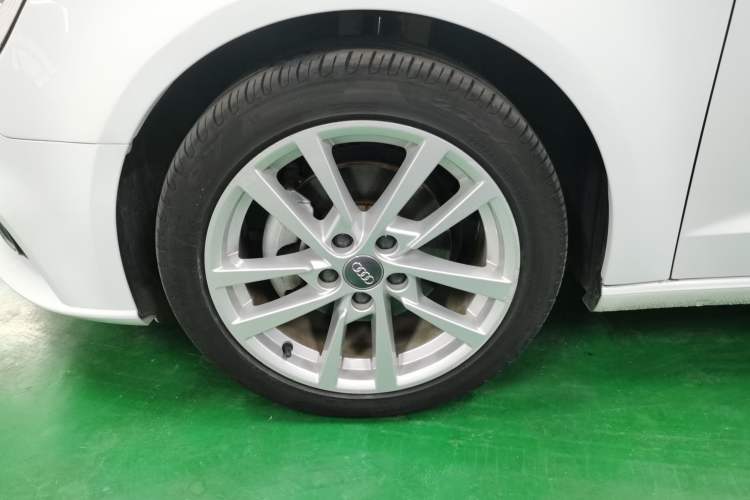 Used Audi A3 2020 Restyled Sportback 35 TFSI Entry-Level China VI Emission Standard Exterior 4