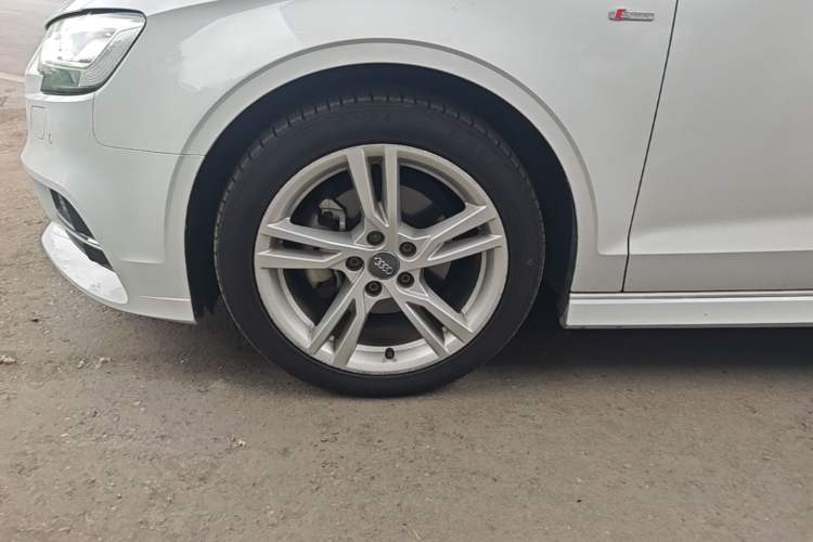 Used Audi A3 2020 Limousine 35 TFSI Fashion Edition China VI Emission Standard Exterior 4