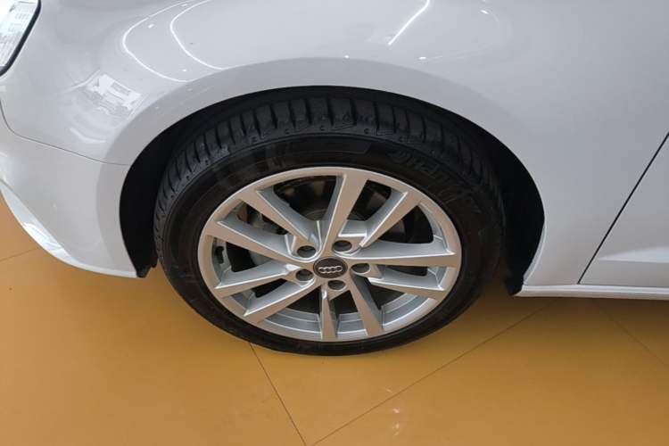 Used Audi A3 2020 Restyled Sportback 35 TFSI Entry-Level China VI Emission Standard Exterior 4