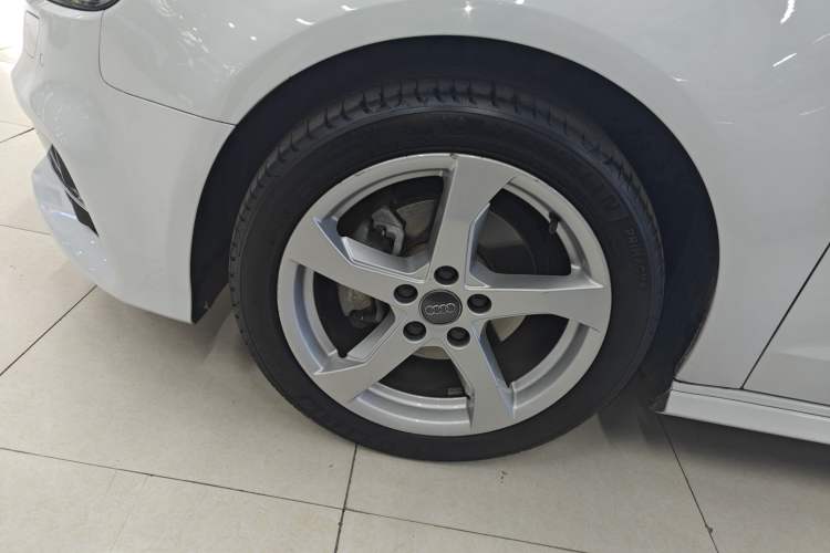 Used Audi A3 2020 Sportback 35 TFSI Fashion Edition China VI Emission Standard Exterior 4