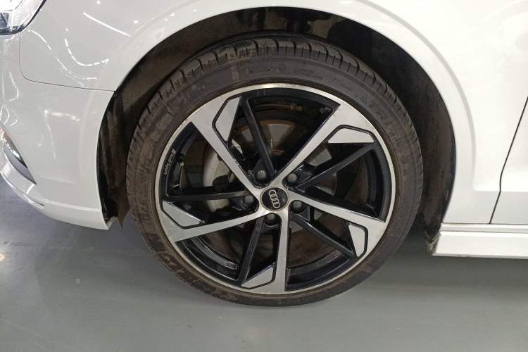 Used Audi A3 2020 Limousine 35 TFSI Ambition China VI Exterior 4