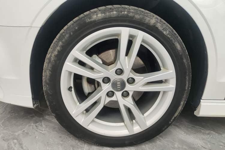 Used Audi A3 2020 Limousine 35 TFSI Fashion Edition China VI Emission Standard Exterior 4