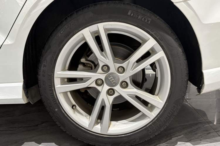Used Audi A3 2020 Limousine 35 TFSI Fashion Edition China VI Emission Standard Exterior 4